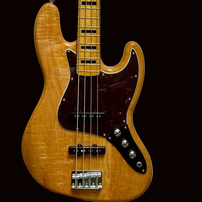 Used 2019 Squier Vintage Modified Jazz Bass 70’s Natural w/Bag TFW2715
