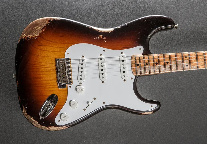 Used Limited Edition 70th Anniversary 1954 Heavy Relic Strat ’23