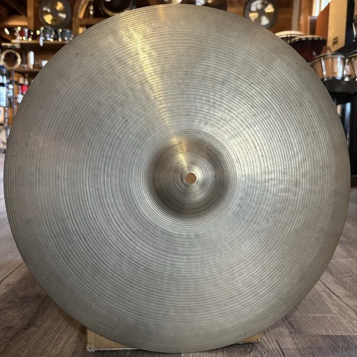 Used Vintage Zildjian 60’s A Crash Cymbal 17 – 1472 grams
