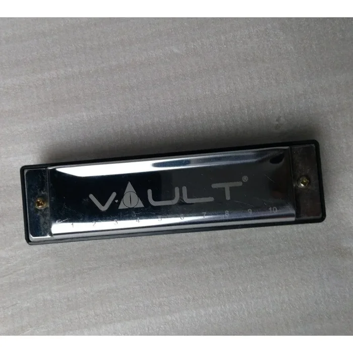 Vault HA1000 10-Hole Beginner Harmonica – Open Box B Stock