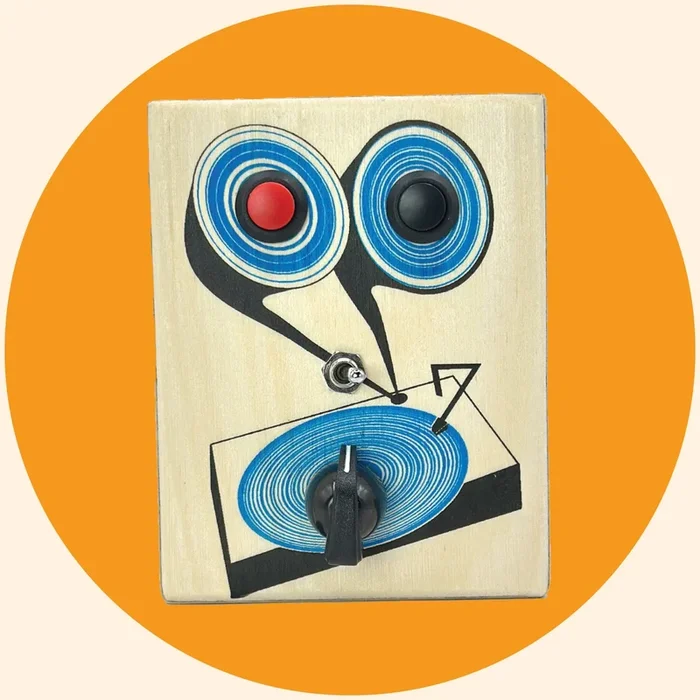Vic | Sound Toy With Loop Switch