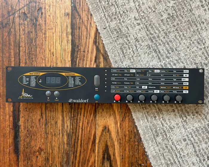 Waldorf Pulse Monophonic Analog Synthesizer