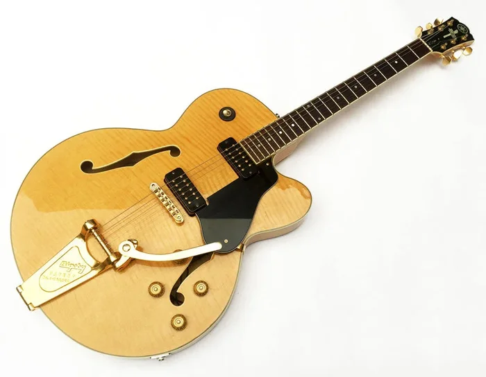 YAMAHA AES-1500B