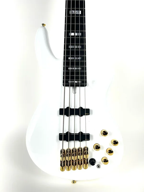 Yamaha BBNE2 Nathan East Signature 5st.