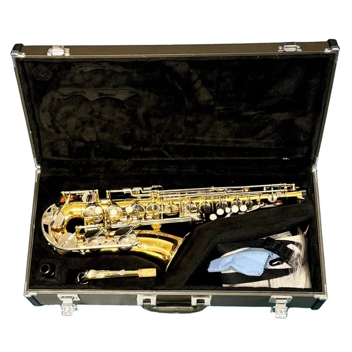 Yamaha YAS-26 Eb Alto Saxophone w/ Hard Case (Serial # R49086)